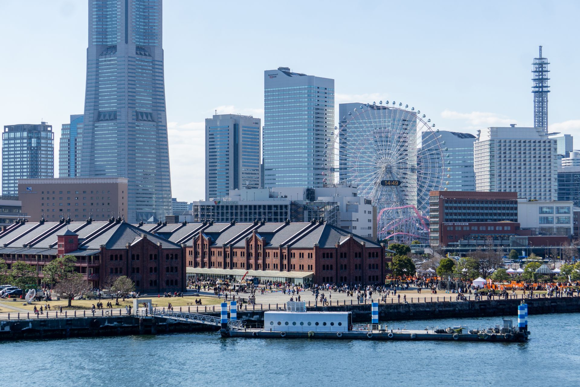横浜みなとみらいの都市景観。